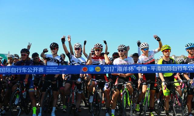 “头”等赛事2025年南京都市圈职业技能竞赛美发项目比赛在扬开赛